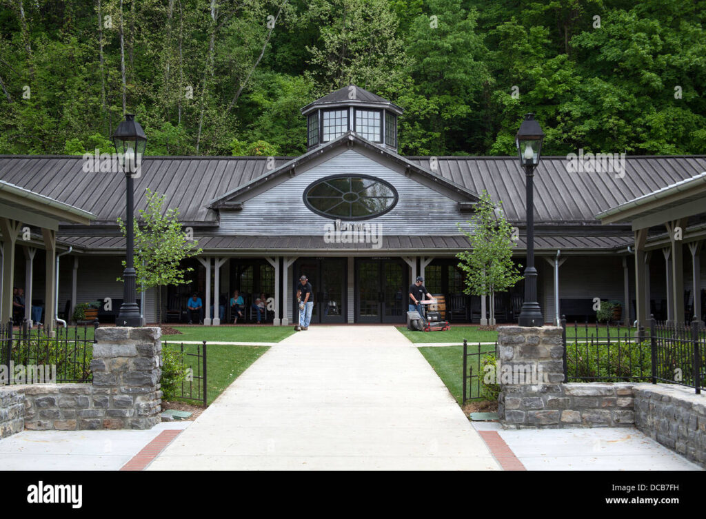 jack-daniels-distilleria-di-lynchburg-tennessee-usa-dcb7fh-1024x753 Jack Daniel's Blue Label Tadım Deneyimi